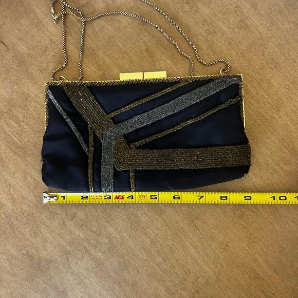 Vintage Black, Gold & Silver Beaded small handbag Kiss lock Winter Formal Date - Picture 9 of 11